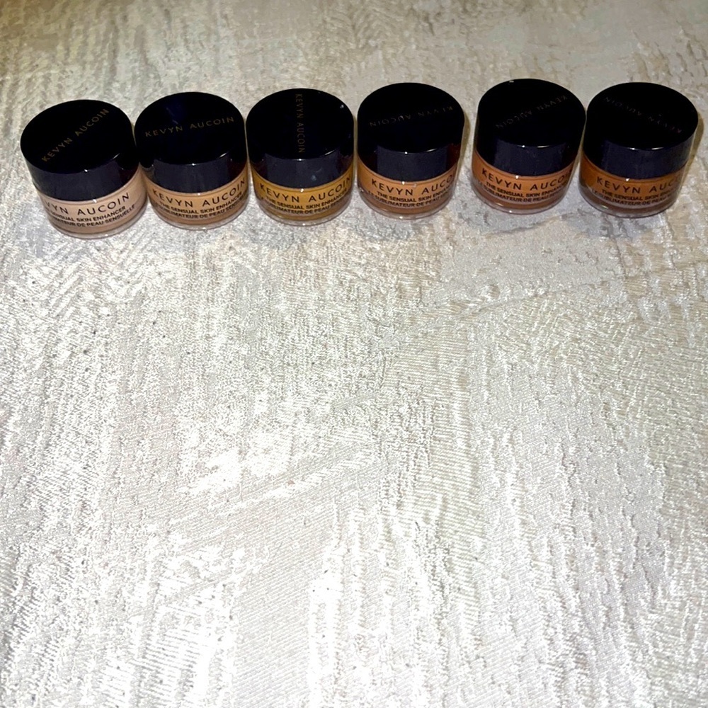 KEVYN AUCOIN THE SENSUAL SKIN ENHANCER